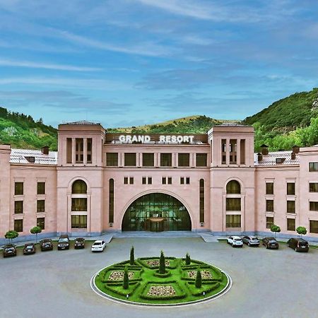 Grand Resort Jermuk Luaran gambar